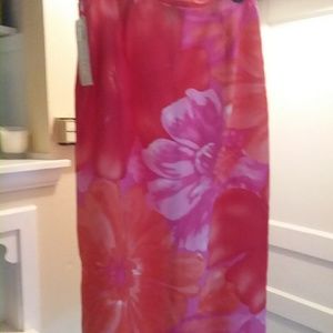 New lined floral skirt by Versailles of New York